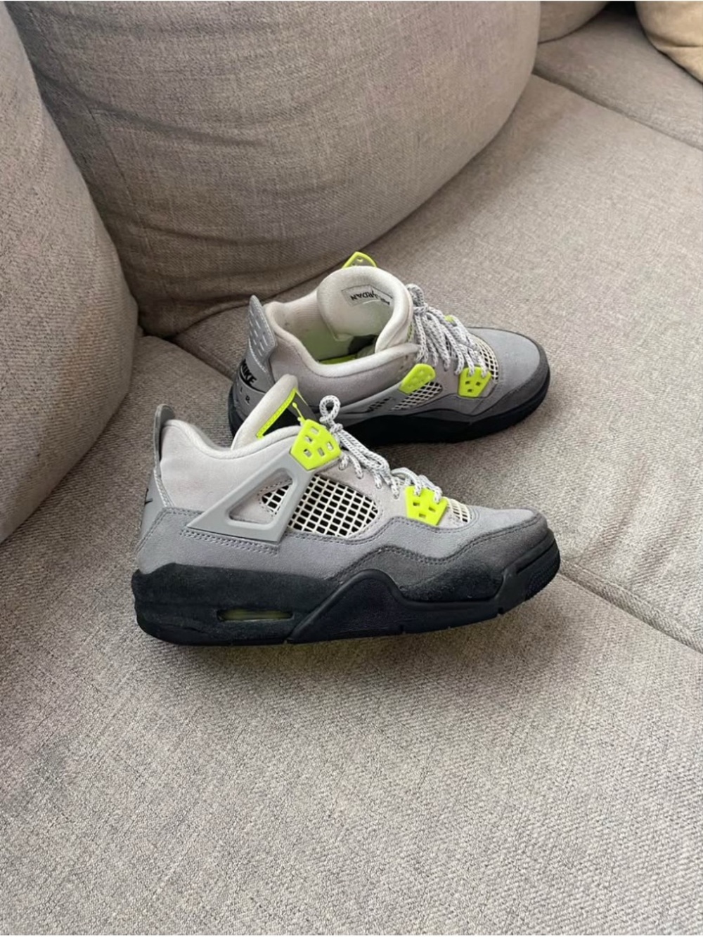 Air Jordan 4 Retro SE GS 'Neon 95